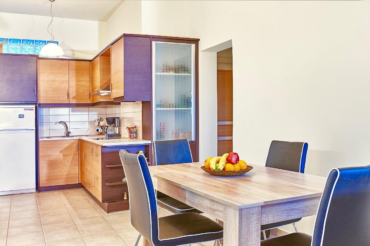 Villa Karteros Heraklion  ภายนอก รูปภาพ