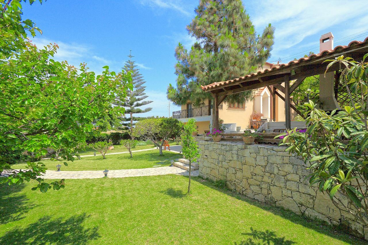 Villa Karteros Heraklion  ภายนอก รูปภาพ